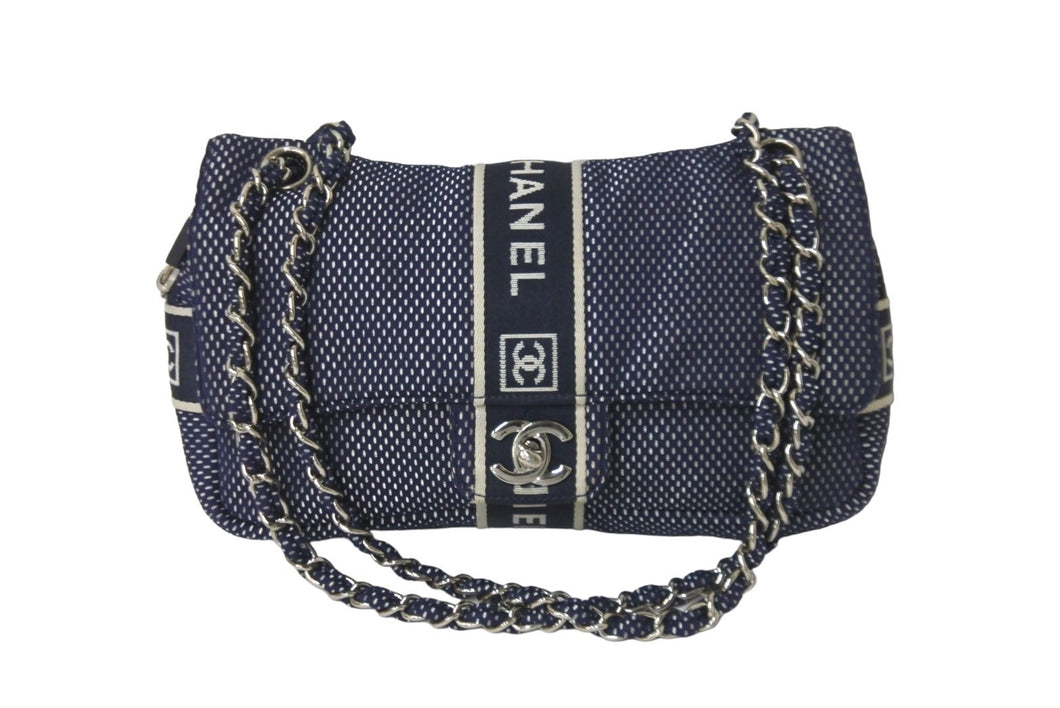 CHANEL シャネル チェーンショルダーバッグ スポーツライン ココマーク 9番台 2005年 ファブリック ネイビー 美品 中古 58676 –  Casanova Vintage