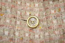 画像をギャラリービューアに読み込む, CHANEL シャネル ジャケット 01A ピンク ベージュ ツイード ココマークボタン P18602W02838 サイズ38 美品 中古 58983