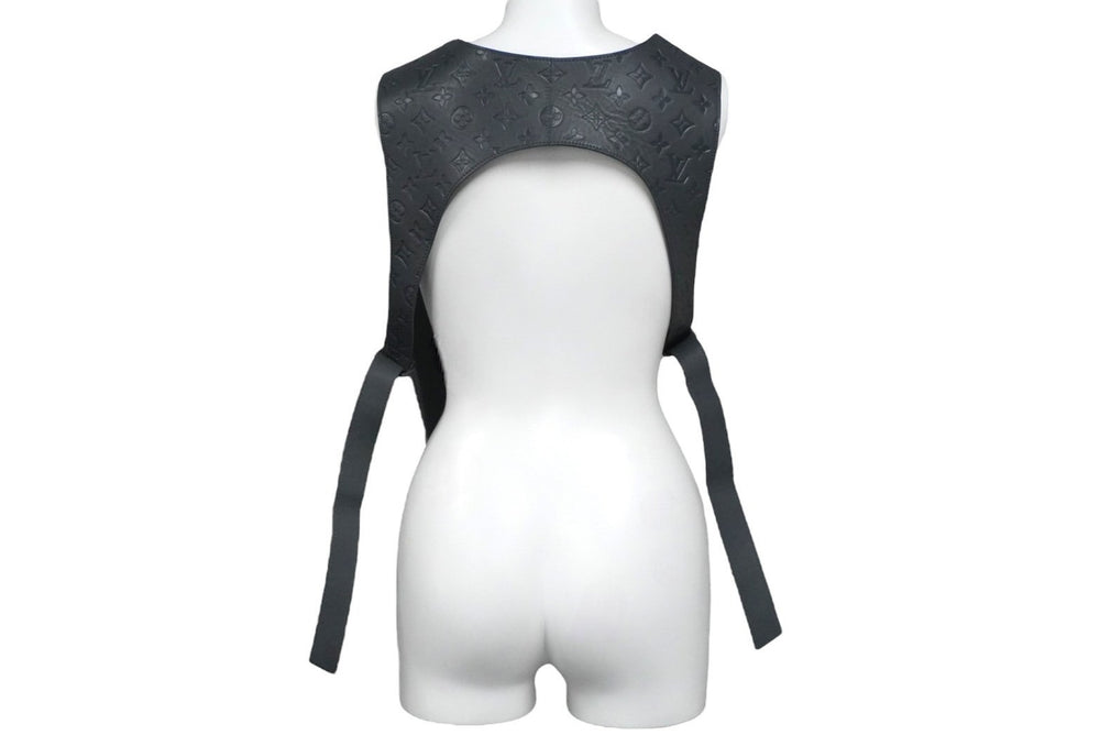 LOUIS VUITTON 3D Pocket Monogram Embossed Midlayer Vest 21AW Gray S HHL20WKRP Good Condition Used 59243