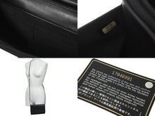 画像をギャラリービューアに読み込む, 極美品 CHANEL シャネル チェーン ウォレット ショルダーバッグ 17番台 キャビアスキン ブラック シルバー金具 中古 59305