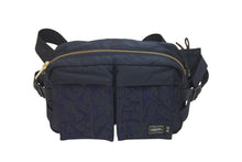 Load image into Gallery viewer, 極美品 PORTER×KAWS ポーター カウズ ウエストバッグ ボディバッグ 381-17965 ネイビー ナイロン ゴールド金具 中古 59476