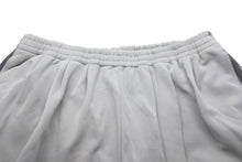 Load image into Gallery viewer, 新品未使用 Maison MIHARA YASUHIRO MMY ワイドバック トラックパンツ グレー ポリエステル A12PT592 中古 59494