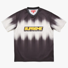 Load the image into the gallery viewer. 新品同様品 Supreme シュプリーム ゲームシャツBLUR SOCCER JERSEYSUPREME サイズM ジャージ ポリエステル ブラック 中古 4a005957