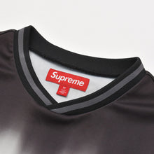 Load the image into the gallery viewer. 新品同様品 Supreme シュプリーム ゲームシャツBLUR SOCCER JERSEYSUPREME サイズM ジャージ ポリエステル ブラック 中古 4a005957
