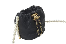 画像をギャラリービューアに読み込む, CHANEL シャネル パール ミニショルダーバック AS2529 BO5543 94305 31番台 21SS ブラック ゴールド金具 美品 中古 59671