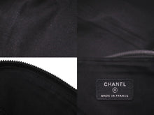 画像をギャラリービューアに読み込む, CHANEL シャネル ポーチ ココマーク タイムレスクラシックライン 48659 14番台 2010年 グレインカーフ ブラック 美品 中古 59690