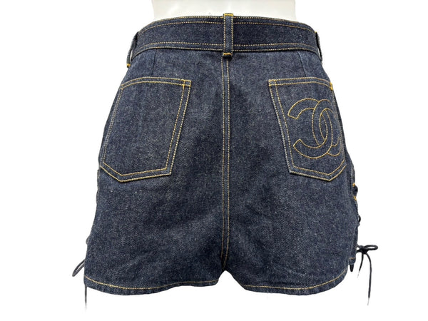 CHANEL Shorts Skirt Here Mark Denim Navy Cotton Size 40 P07818V05664 Good Condition Used 59736