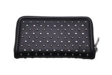 Load image into Gallery viewer, PRADA プラダ 長財布 ラウンドファスナー スタッズ ブラック レザー 1M0506 シルバー金具 美品 中古 59888