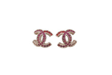 画像をギャラリービューアに読み込む, 極美品 CHANEL シャネル ピアス ココマーク ラインストーン マルチカラー 赤系 A17B ピンク レッド ゴールド金具 中古 59933