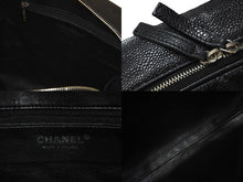 画像をギャラリービューアに読み込む, CHANEL シャネル ショルダーバッグ マトラッセ デカココマーク キャビアスキン ブラック シルバー金具 11番台 美品 中古 59934