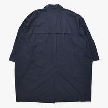 Load the image into the gallery viewer. 極美品 ISSEI MIYAKE イッセイミヤケ オーバーコート コート ME33-FA017 ネイビー サイズM 中古 4a006003