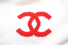 画像をギャラリービューアに読み込む, CHANEL シャネル ラパウザ ニット ココマーク ロゴ ホワイト 2019年 カシミヤ サイズ34 P60447K46038 美品 中古 60047