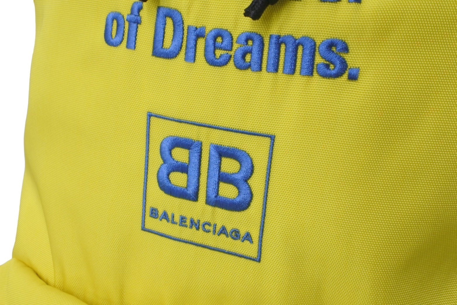 BALENCIAGA バレンシアガ リュック デイパック 503221 The Power of Dreams. BBロゴ ナイロン イエロー 美品  中古 60091 – Casanova Vintage