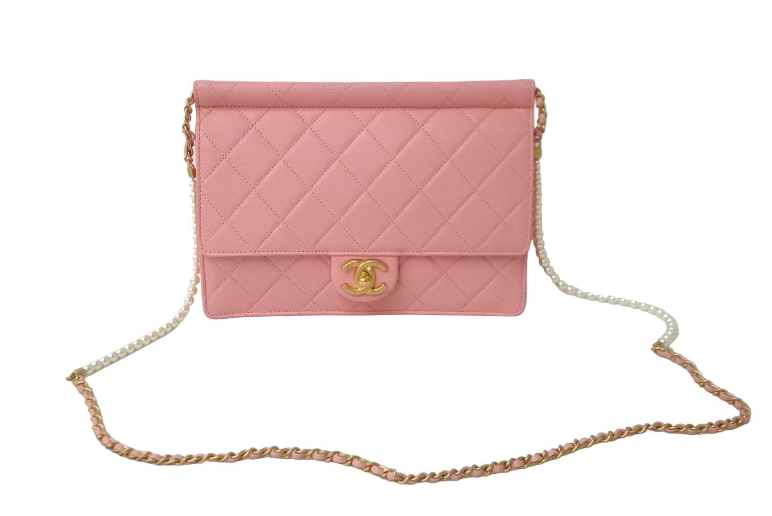 CHANEL シャネル マトラッセ チェーンショルダーバッグ パール ピンク 27番台 ラムスキン ゴールド金具 美品 中古 60111 –  Casanova Vintage