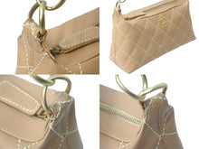 Load image into Gallery viewer, CHANEL シャネル ショルダーバッグ A20663 ワイルドステッチ ココマーク 8番台 2003年 ラムスキン ベージュ 美品 中古 60120