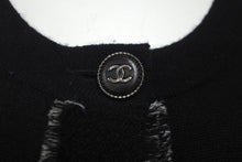 画像をギャラリービューアに読み込む, CHANEL シャネル ワンピース ニット ココマーク ココボタン ブラック カシミヤ サイズ36 P42061W04956 美品 中古 60203