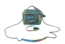 Load image into Gallery viewer, 新品同様 CHANEL シャネル チェーンショルダーバッグ バニティケース ココマーク レインボー シルバー 29番台 2020年 中古 60221