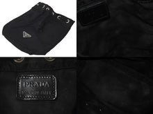 Load image into Gallery viewer, PRADA プラダ 巾着ポーチ トライアングルロゴ ナイロン ブラック シルバー金具 バッグ 小物入れ MV369 良品 中古 60354