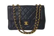 画像をギャラリービューアに読み込む, CHANEL シャネル チェーンショルダーバッグ A05289 ダイアナ マトラッセ25 4番台 1997年 ラムスキン ブラック 美品 中古 60358