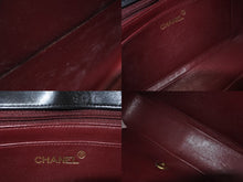 画像をギャラリービューアに読み込む, CHANEL シャネル ショルダーバッグ マトラッセ ダイアナ 25 シングルフラップ シングルチェーン ブラック 美品 中古 60359