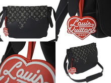 Load image into Gallery viewer, LOUIS VUITTON ルイヴィトン NIGOコラボ ショルダーバッグ ブサス トーキョー ブラック モノグラムデニム M45971 美品 中古 60410