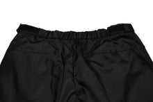 Load image into Gallery viewer, PRADA プラダ ラバーパッチ ナイロントラックパンツ 18SS ブラック サイズ50 ウエスト調整可 UP0008 良品 中古 60444