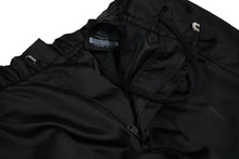 Load image into Gallery viewer, PRADA プラダ ラバーパッチ ナイロントラックパンツ 18SS ブラック サイズ50 ウエスト調整可 UP0008 良品 中古 60444