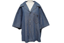 Load image into Gallery viewer, 極美品 PRADA プラダ 三角プレートシャンブレー半袖シャツ サイズXXXL GEC068 S212 12N1 ブルー 中古 60474
