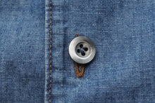 Load image into Gallery viewer, 極美品 PRADA プラダ 三角プレートシャンブレー半袖シャツ サイズXXXL GEC068 S212 12N1 ブルー 中古 60474