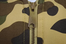画像をギャラリービューアに読み込む, A BATHING APE × CARHARTT アベイシングエイプ カーハート ダック ワークベスト 06AW サイズS カモ柄 ACE-04704 美品 中古 60476