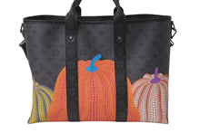 画像をギャラリービューアに読み込む, 極美品 LOUIS VUITTON ルイヴィトン トートバッグ ウィークエンドトート モノグラム 23SS 草間彌生コラボ M46434 中古 60533