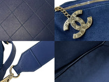 Load image into Gallery viewer, 極美品 CHANEL Pharrell Williams シャネル ファレルウィリアムズ CCウエストバッグ カプセルコレクション 26番台 ブルー 中古 60538