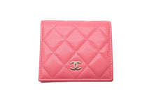 画像をギャラリービューアに読み込む, CHANEL シャネル 二つ折り財布 AP3178 ココマーク マトラッセ クラシック キャビアスキン ピンク ゴールド金具 美品 中古 60589