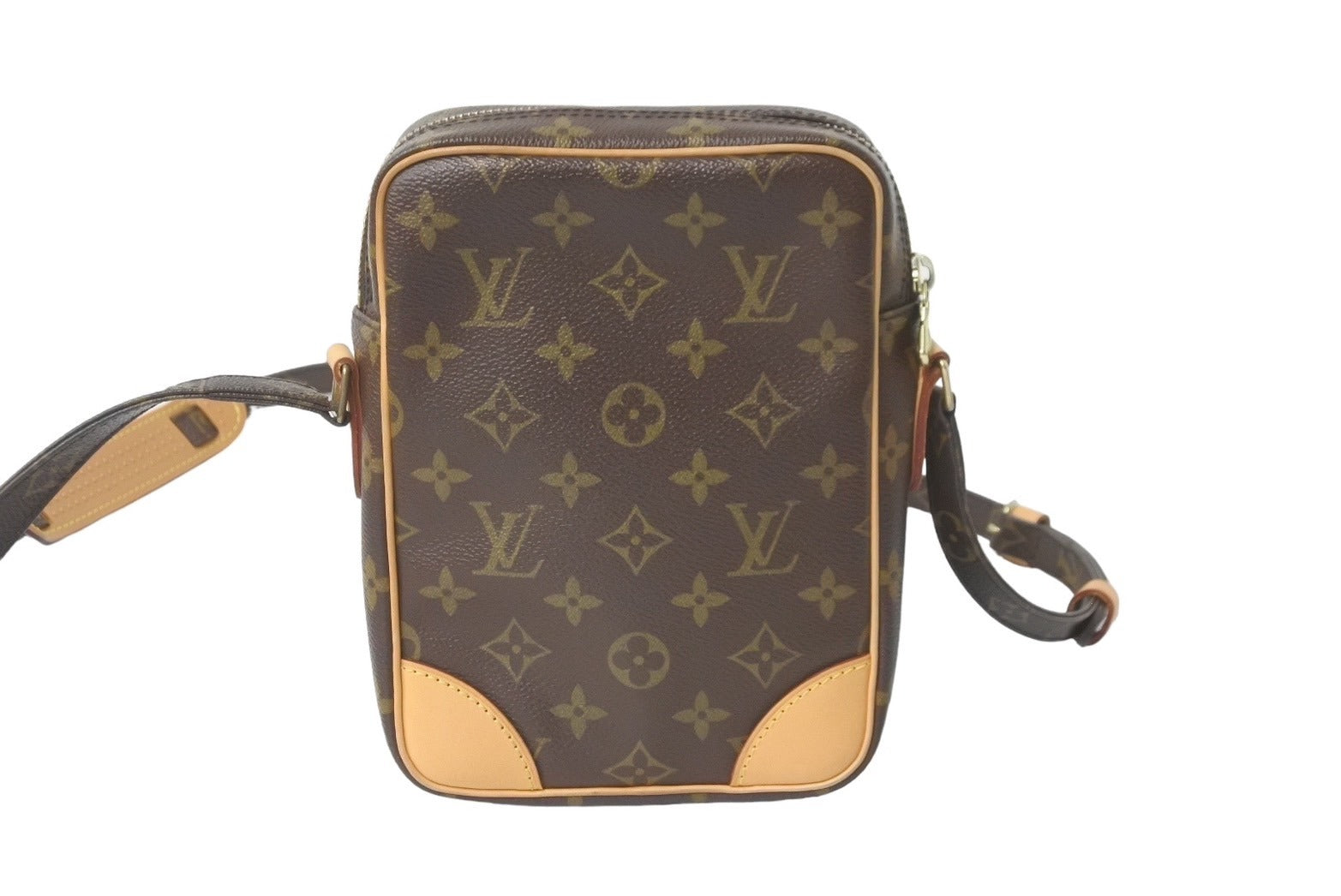 極美品 LOUIS VUITTON ルイヴィトン ショルダーバッグ 斜めがけバック アマゾン モノグラム M45236 ブラウン 中古 60634 –  Casanova Vintage