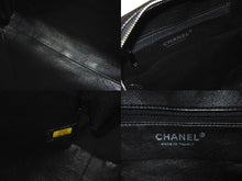 Load image into Gallery viewer, CHANEL シャネル ココマーク ワンショルダーバッグ 11番台 キャビアスキン ブラック シルバー金具 美品 中古 60693