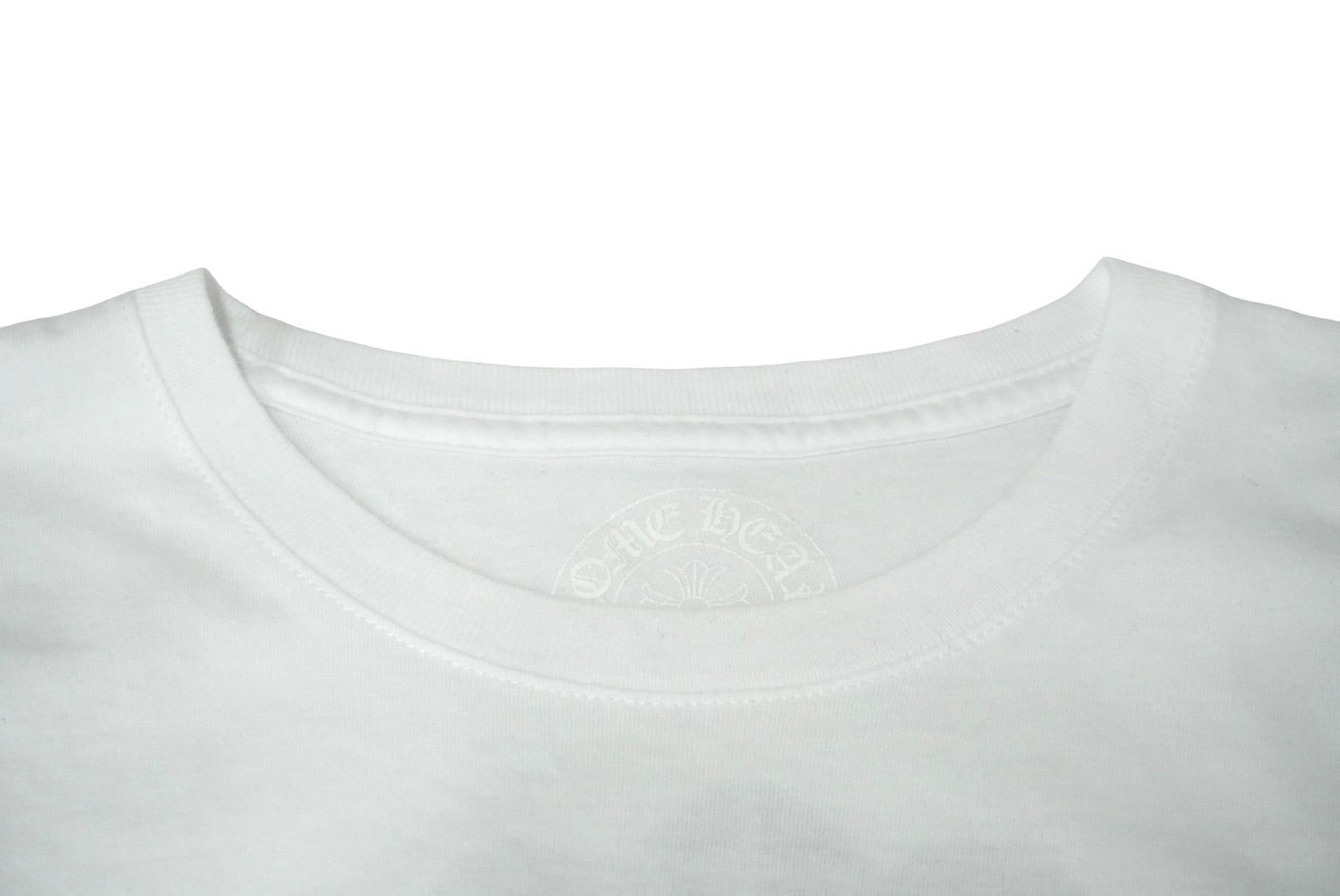 極美品 CHROME HEARTS クロムハーツ 長袖Ｔシャツ 2212-304-0156 スクロールラベル フローラルクロス ホワイト S 中古  60772 – Casanova Vintage