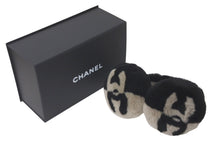 画像をギャラリービューアに読み込む, 極美品 CHANEL シャネル イヤーマフ 小物 耳当て 服飾小物 ココマーク ブラック×グレー ムートン 中古 60880