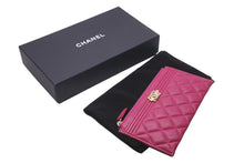 Load image into Gallery viewer, CHANEL シャネル ボーイシャネル フラグメントケース 28番台 キャビアスキン 長財布 パープル ココマーク 美品 中古 61041