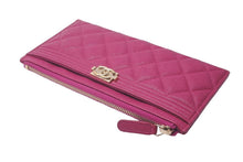 Load image into Gallery viewer, CHANEL シャネル ボーイシャネル フラグメントケース 28番台 キャビアスキン 長財布 パープル ココマーク 美品 中古 61041