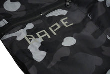 Load image into Gallery viewer, A BATHING APE アベイシングエイプ パンツ グラデーション カモ フライトパンツ ブラック ポリエステル XL 001PTF801012X 美品 中古 61189