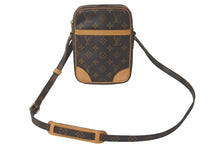 画像をギャラリービューアに読み込む, LOUIS VUITTON ルイヴィトン ダヌーブPM ショルダーバッグ モノグラムキャンバス M45266 美品 中古 61274