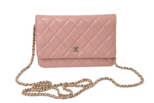 Load image into Gallery viewer, CHANEL シャネル ショルダーバッグ チェーンウォレット A33814 マトラッセ ラムスキン 24番台 ゴールド金具 良品 中古 61279