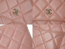 Load image into Gallery viewer, CHANEL シャネル ショルダーバッグ チェーンウォレット A33814 マトラッセ ラムスキン 24番台 ゴールド金具 良品 中古 61279