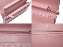 Load image into Gallery viewer, CHANEL シャネル ショルダーバッグ チェーンウォレット A33814 マトラッセ ラムスキン 24番台 ゴールド金具 良品 中古 61279