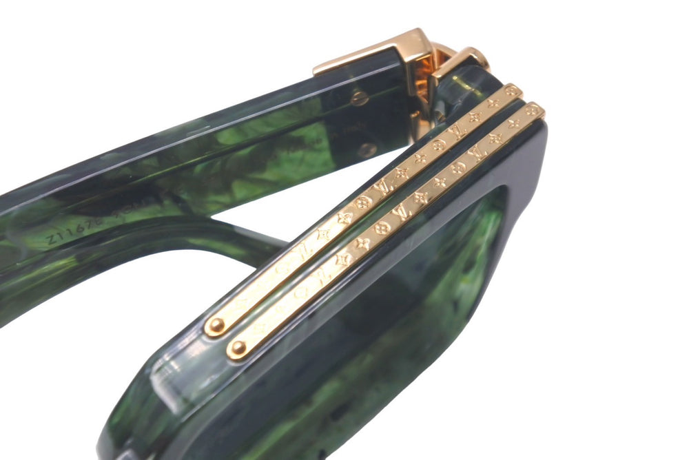 LOUIS VUITTON ルイ ヴィトン サングラス Z1167E 1.1 ミリオネア スクエアシェイプ 58□17 145 グリーン 美品 中古 61431 正規品