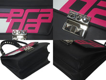 Load image into Gallery viewer, 極美品 PRADA プラダ ２WAYショルダーバッグ サフィアーノレザー スタッズ ブラック ピンク レーシングロゴ 中古 61460