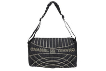 画像をギャラリービューアに読み込む, CHANEL シャネル スポーツライン ショルダーバッグ A32807 10番台 ココマーク ステッチ ナイロン ブラック 美品 中古 4b006150