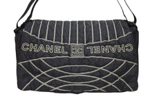 画像をギャラリービューアに読み込む, CHANEL シャネル スポーツライン ショルダーバッグ A32807 10番台 ココマーク ステッチ ナイロン ブラック 美品 中古 4b006150