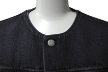 画像をギャラリービューアに読み込む, 新品同様 PRADA プラダ 23SS ノーカラーデニムジャケット トライアングルロゴ Mサイズ コットン ブラック 中古 61508
