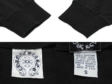 画像をギャラリービューアに読み込む, CHROME HEARTS クロムハーツ 長袖Ｔシャツ ブランドロゴ スクロールロゴ サイズS ブラック レッド コットン 美品 中古 61550